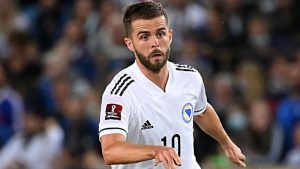 Cầu thủ Miralem Pjanic với những cuộc phiêu lưu bất tận