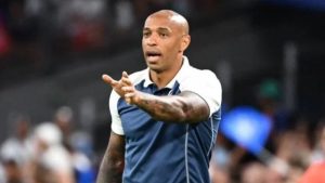 Cầu thủ Thierry Henry - Biểu tượng sống mãi trong tâm trí NHM