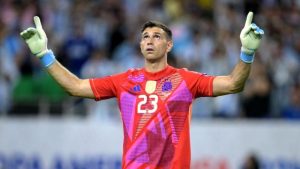 Thủ môn Emiliano Martinez - Kẻ phá vỡ mọi nguyên tắc
