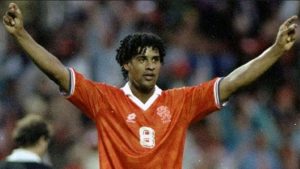 Cầu thủ Frank Rijkaard - Xây dựng nền móng cho lối chơi tấn công