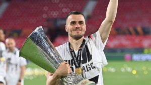 Cầu thủ Filip Kostic: Tiền đạo ấn tượng của túc cầu Serbia