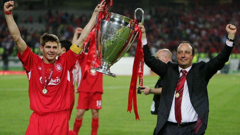 Huấn luyện viên Rafael Benitez: Người thầy đầy vĩ đại