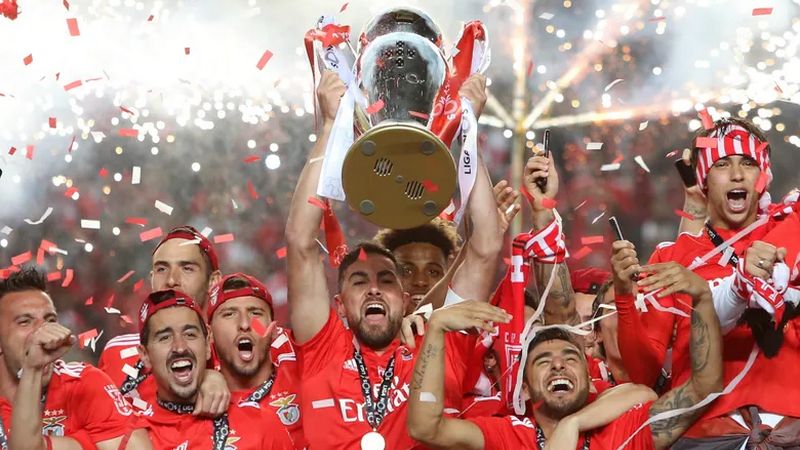 Câu lạc bộ Benfica: The Eagles vĩ đại làng túc cầu